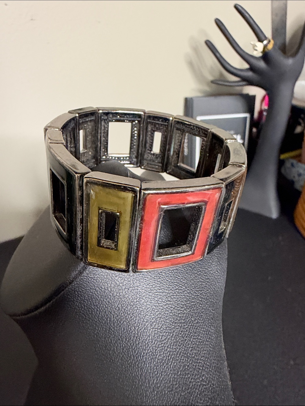Geometric Enamel Statement Stretch Bracelet - Olive & Coral - Picture 2 of 6